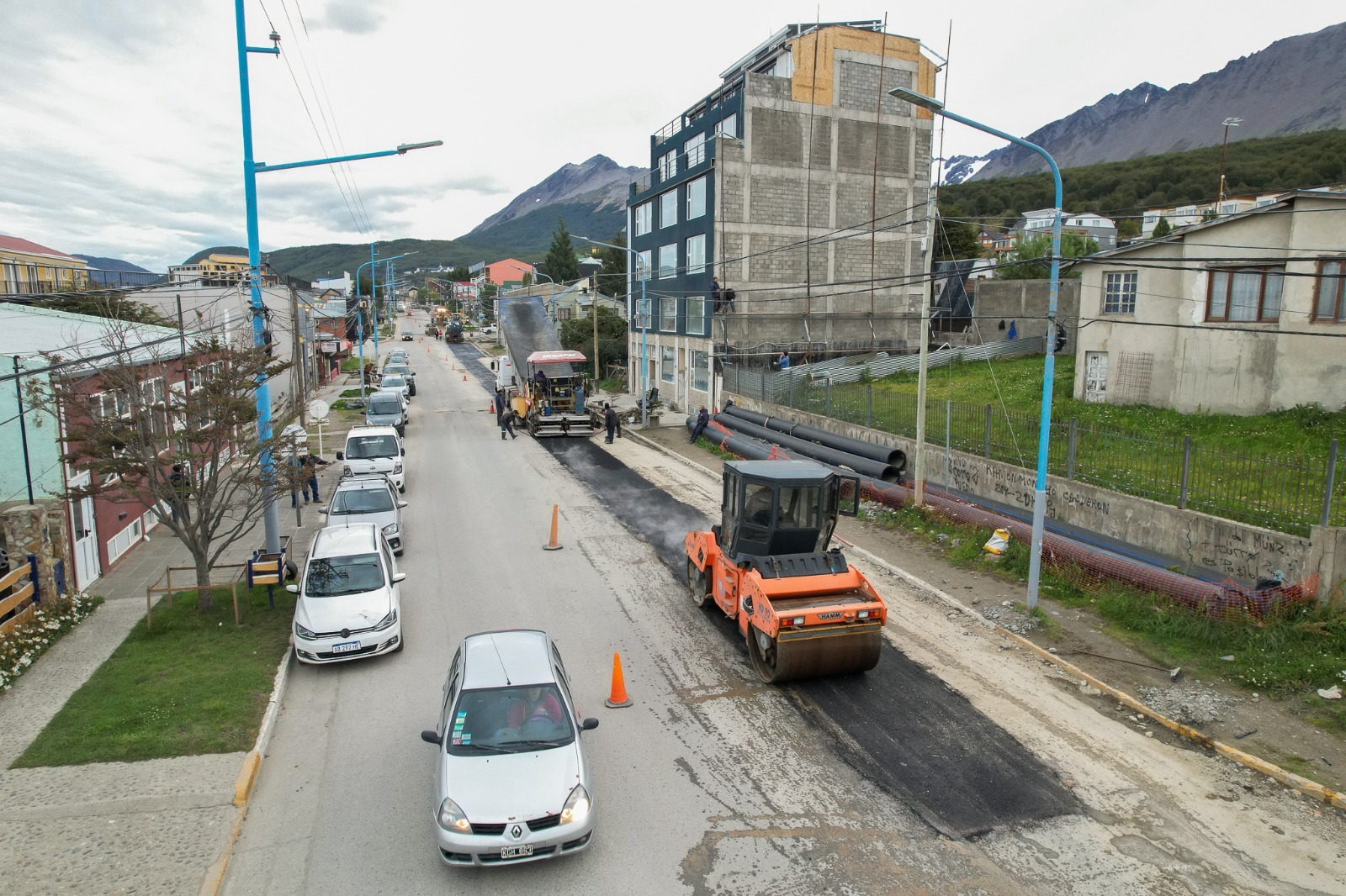 Se repavimentó el sector de Av. Alem donde se realizó el tendido de un tramo del nuevo acueducto para Ushuaia