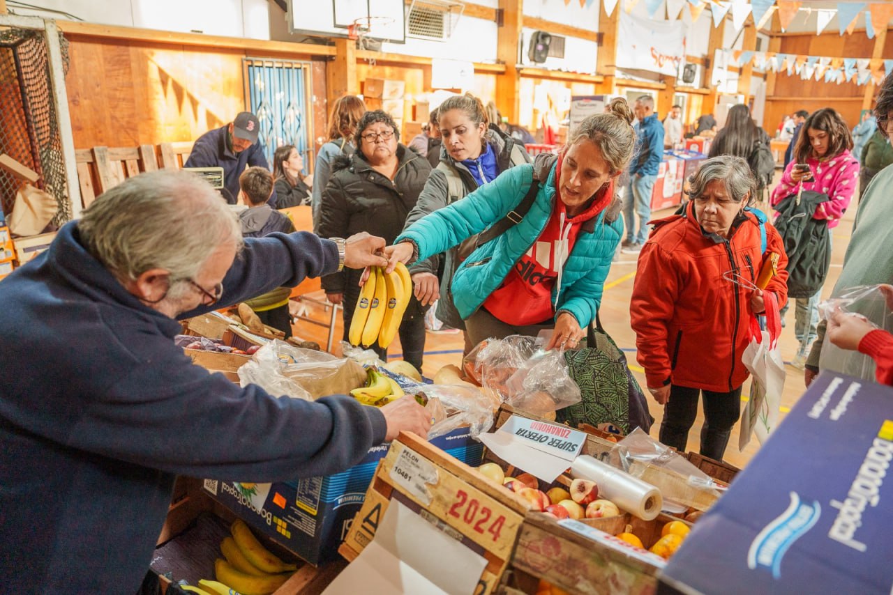 Tu mercado TDF volvió a ser una alternativa para ayudar a la economía de miles de hogares en la provincia