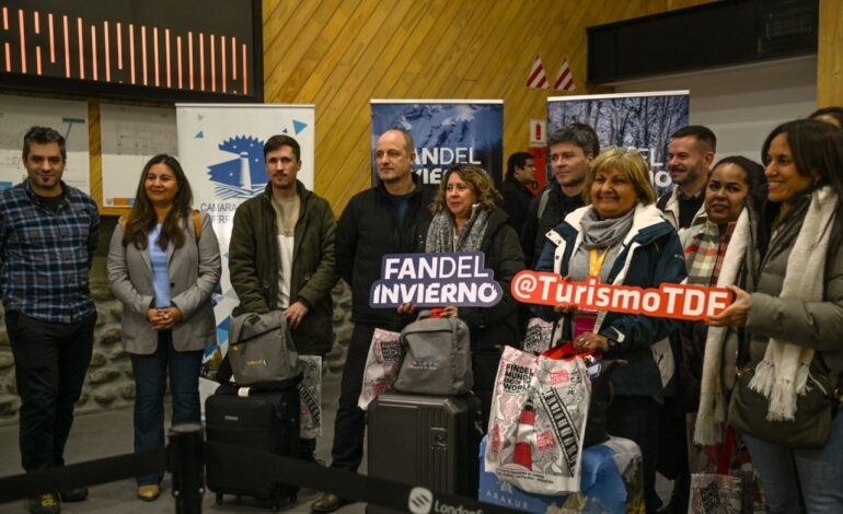 El INFUETUR y FLYBONDI trabajan en fortalecer la comercialización de la ruta Ushuaia – El Calafate