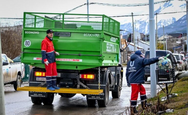 La municipalidad lanzó la recolección selectiva de residuos puerta a puerta en dos barrios de Ushuaia