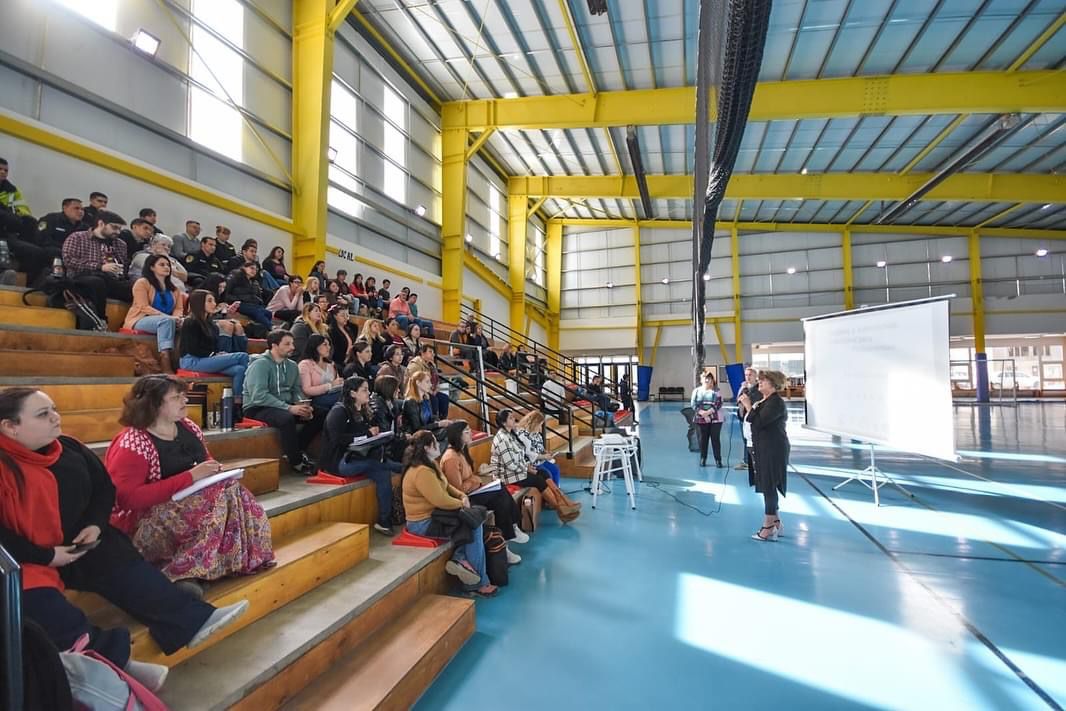 Agentes del Municipio de Tolhuin participaron de la capacitación “Trabajo y Salud Mental”