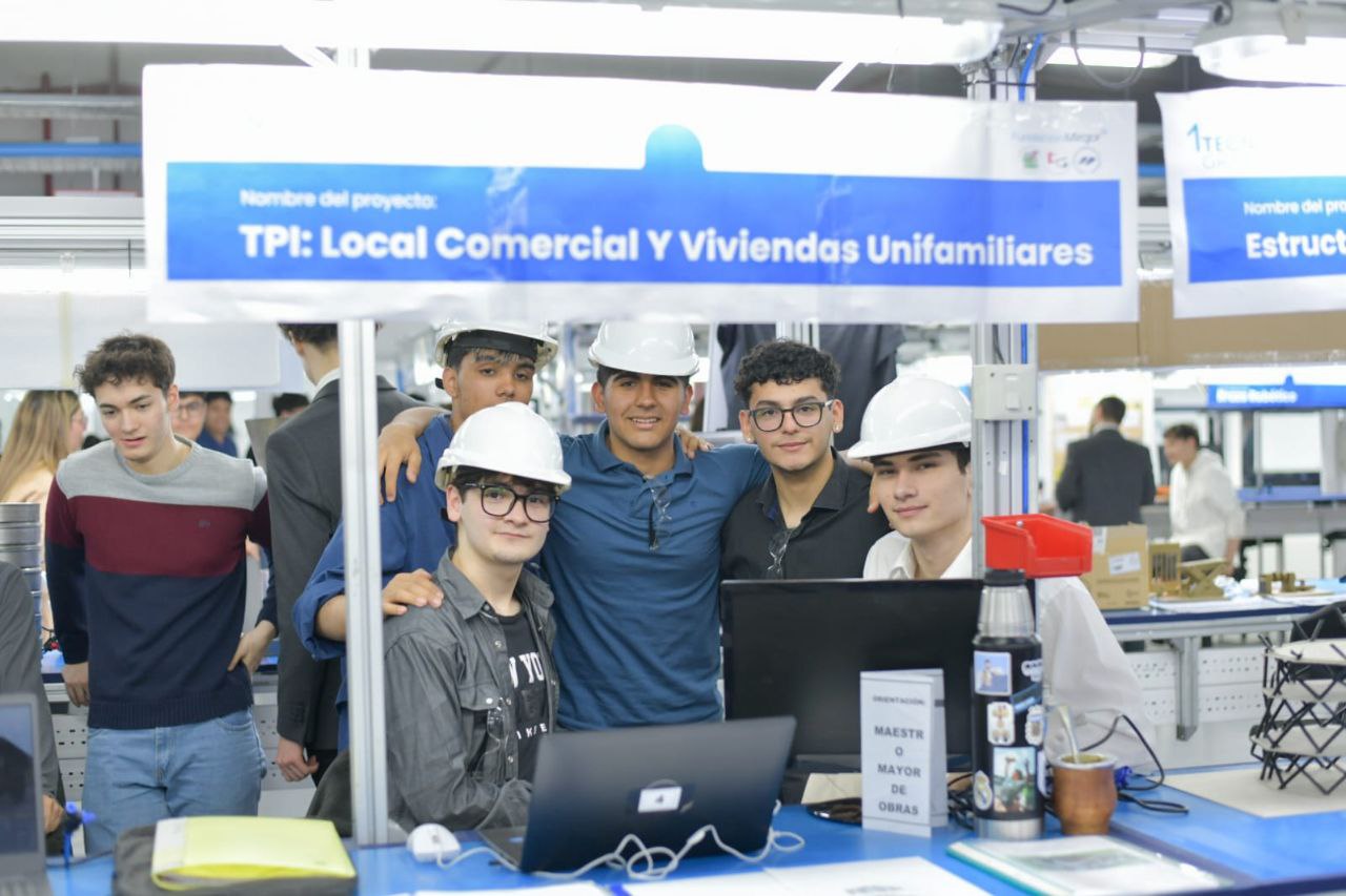 TECNOGRANDE: Se desarrolla el 1° encuentro de colegios técnico de Río Grande 