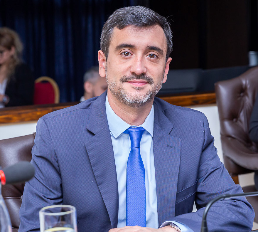 Llega el primer pago del Gobierno Nacional para el sistema eléctrico de Ushuaia, anunció Agustín Coto