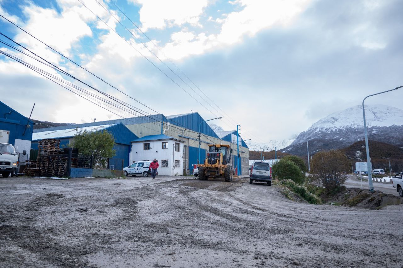 La municipalidad de Ushuaia continúa con el programa de recuperación vial