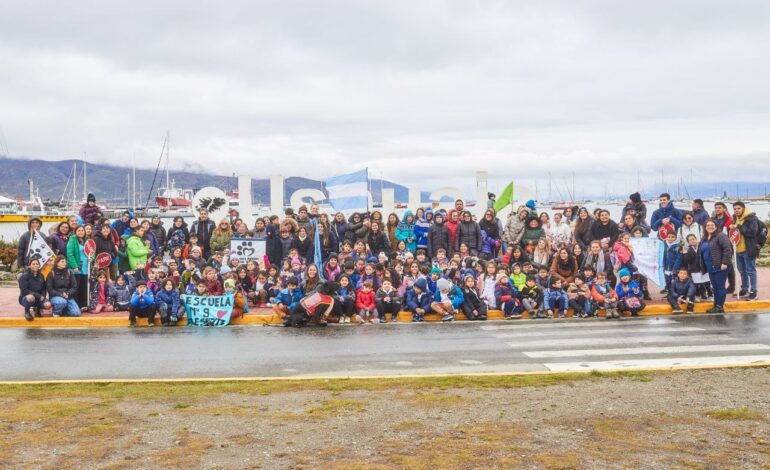 El dispositivo municipal de terapia asistida con perros llevó adelante una jornada inclusiva por el mes del autismo